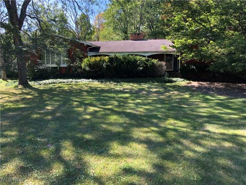 Photo for 2132 Glengary Road