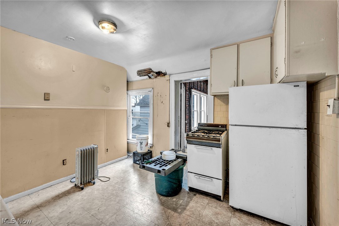 T Spencer Knights Allotment - Residential Income