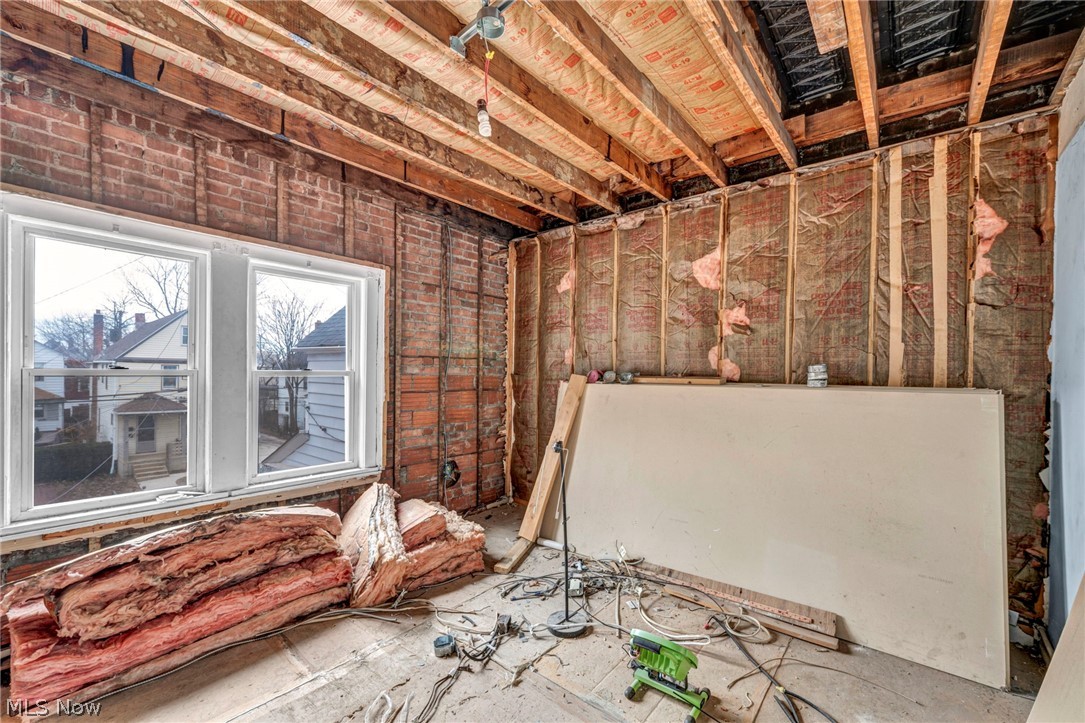 T Spencer Knights Allotment - Residential Income