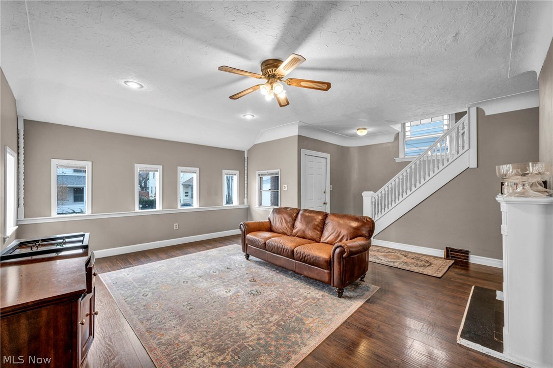 T Spencer Knights Allotment - Residential Income