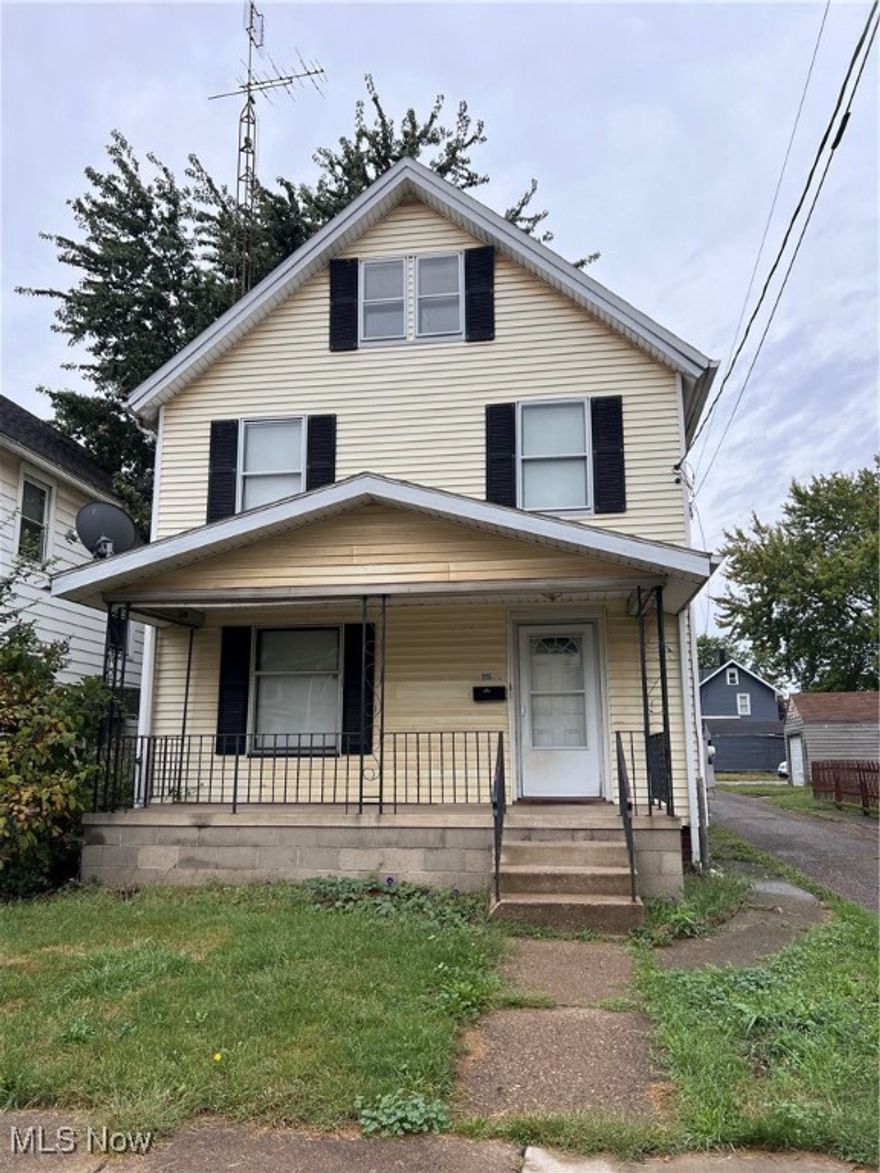 Welcome to 1115 Smith Ave in Canton! This home offers 3 bedrooms, 1 bathroom and a spacious front porch. When you step inside you will find original hardwood floors. Minutes from the highway, shopping, Hall of fame and Aultman Hospital, it could make the perfect investment property or first time home for you!