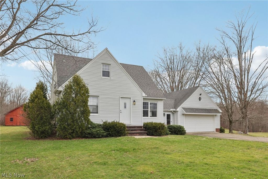 Photo of 9877 Cutts Road, Chardon, OH 44024 (MLS # 5197168)