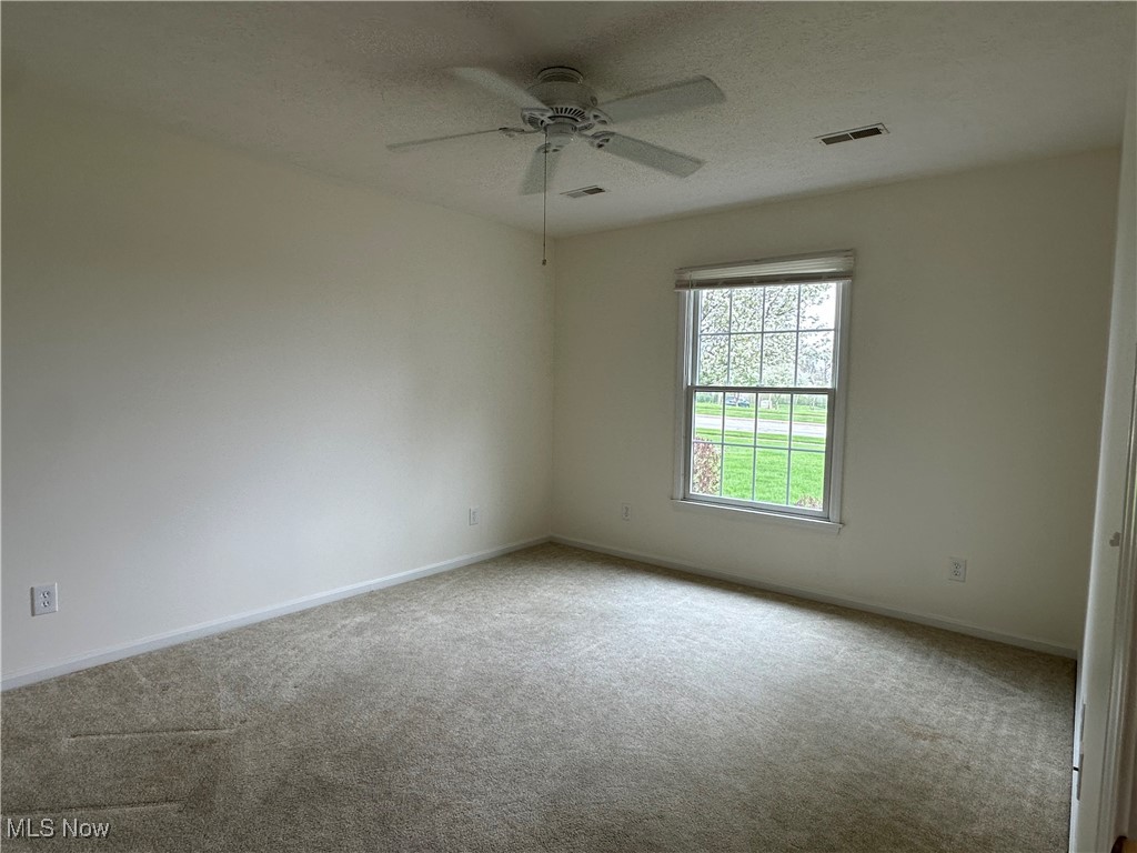 957 King Ridge Dr Dr, Ashland, Ohio image 3