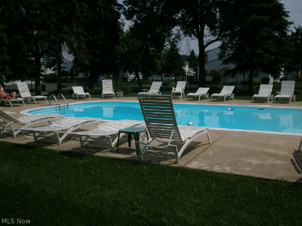 Fairway Villas Condo - Residential