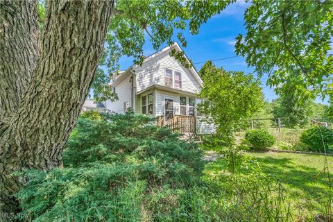 Tiny photo for 3764 Padanarum Road, Geneva, OH 44041 (MLS # 5176615)