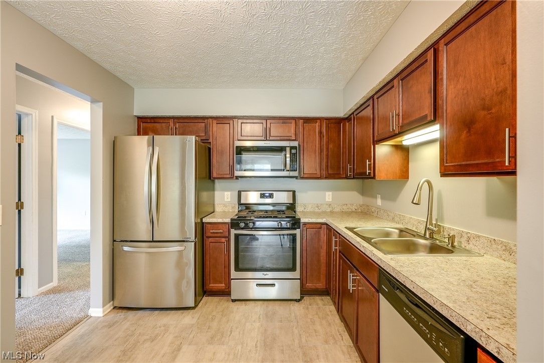 Portage Pointe - Residential