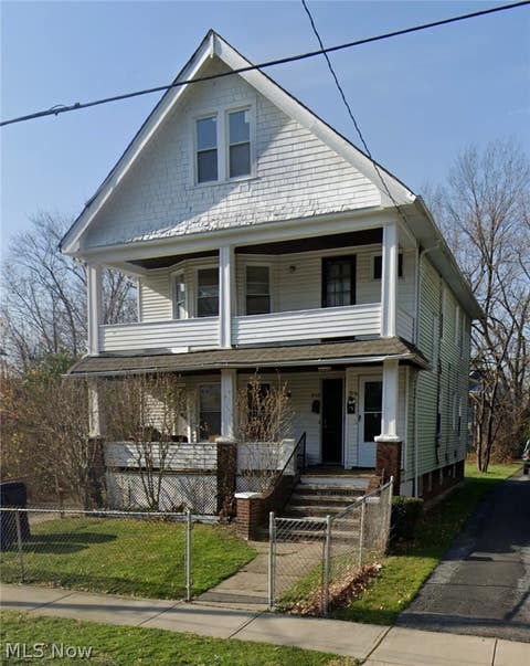 Multifamily For Sale - 916 E 144th Street<br/> Cuyahoga County, Cleveland, OH 44110