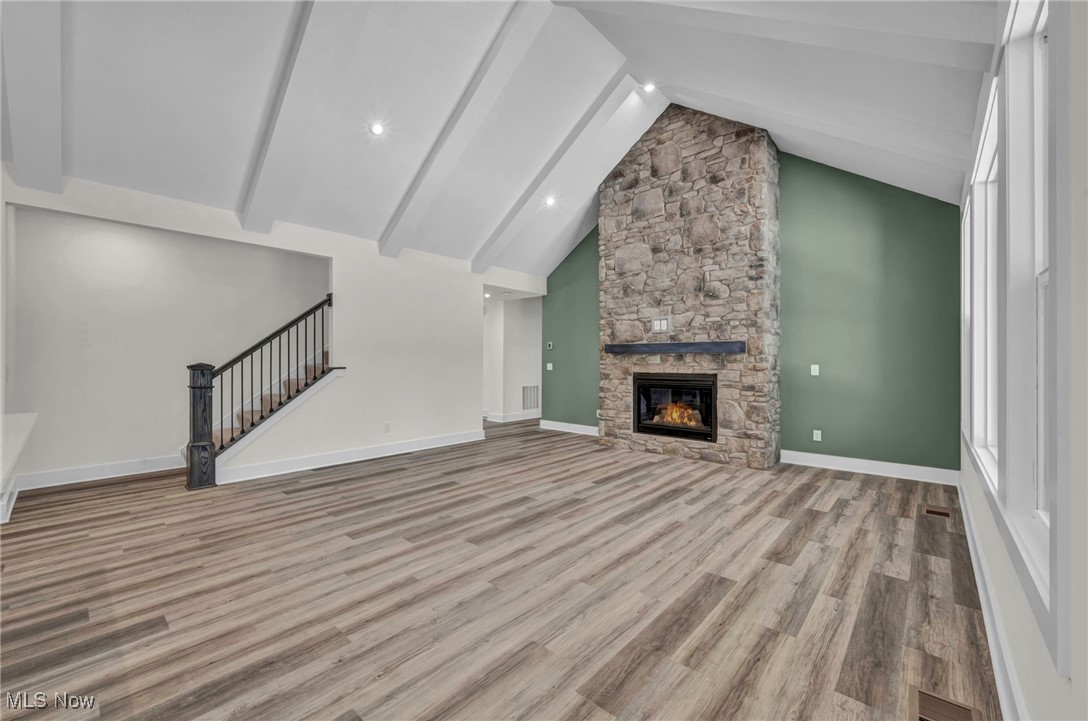 3135 WOODSTONE LANE