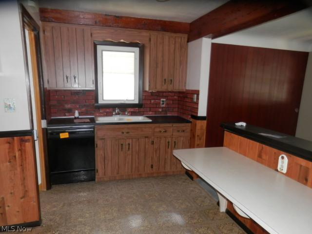 Lillian Helpers Chestnut Heights S - Residential