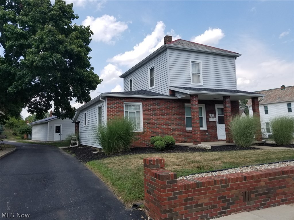 Auction Saturday August 25, 2018 @ Noon - Real Estate: Nice 2 story brick & vinyl home situated on 40 X 150 lot – 2 bedrooms – CA – 2 stall garage – nicely landscaped well maintained home – walking distance to downtown Strasburg/school/shopping – great starter home or investment property!
Terms: 10% non refundable deposit down day of auction – balance due at closing. Sells with no financing contingencies. Any required inspections must be completed prior to bidding. All information contained herein derived from sources deemed reliable but not warranted. All announcements day of auction take precedence over printed advertising.