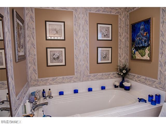 Parkside At Eastwood - Residential