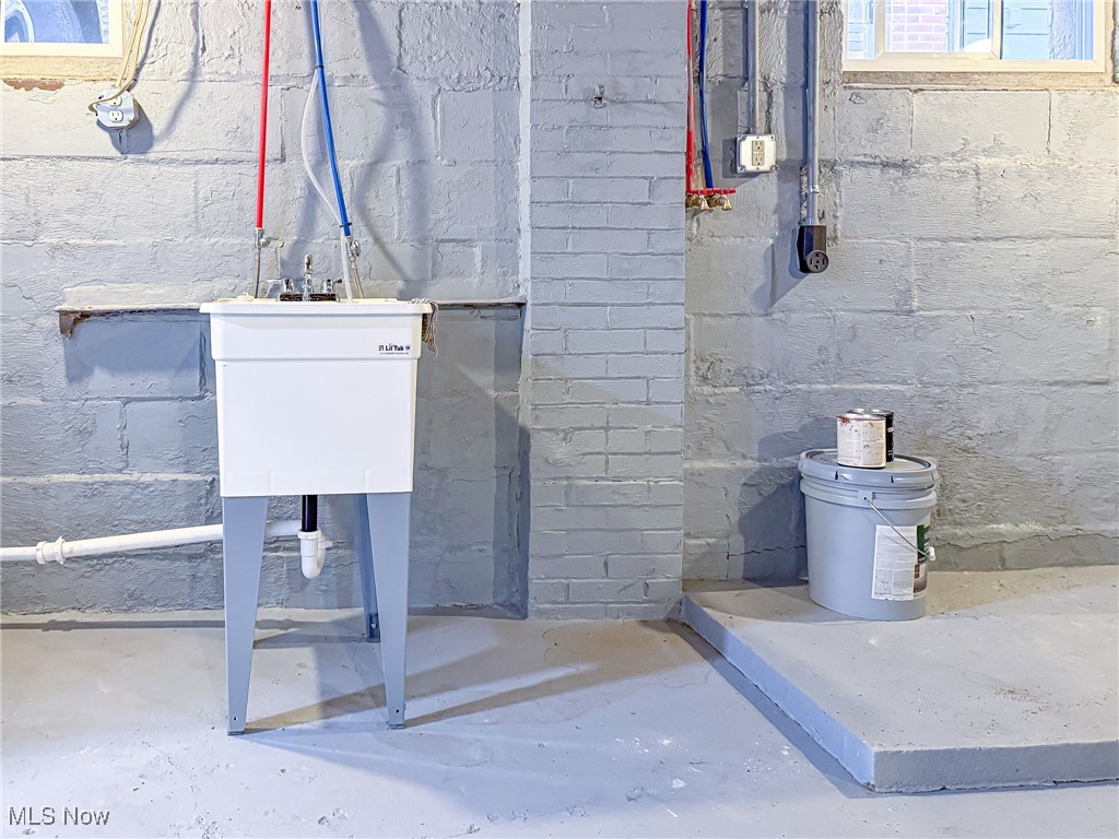 Hollywood Sub - Residential