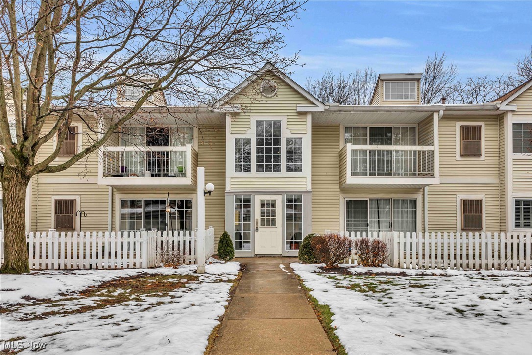 Lakes/Bay Lndg Condo - Residential