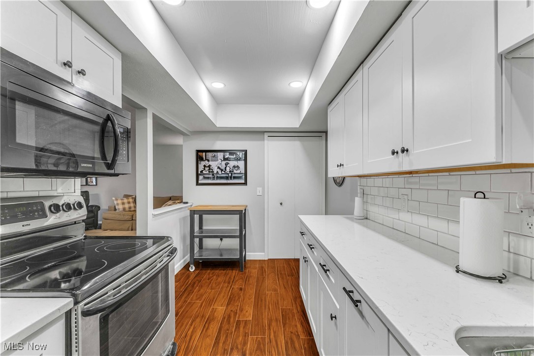 Lakes/Bay Lndg Condo - Residential