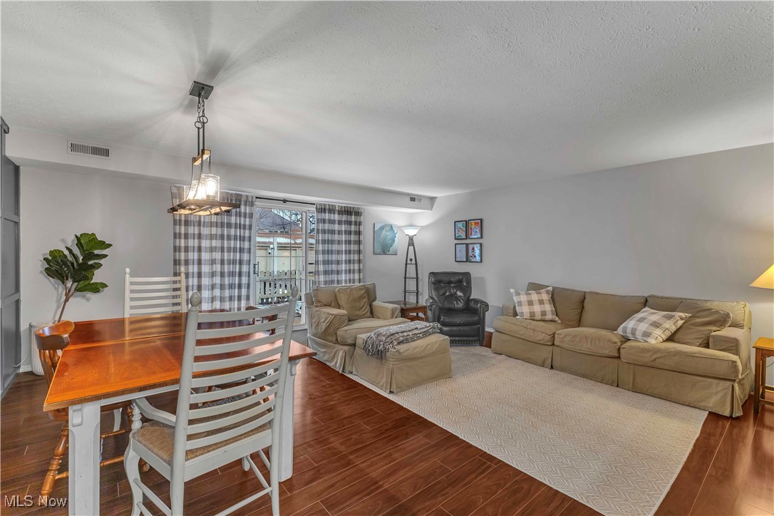 Lakes/Bay Lndg Condo - Residential