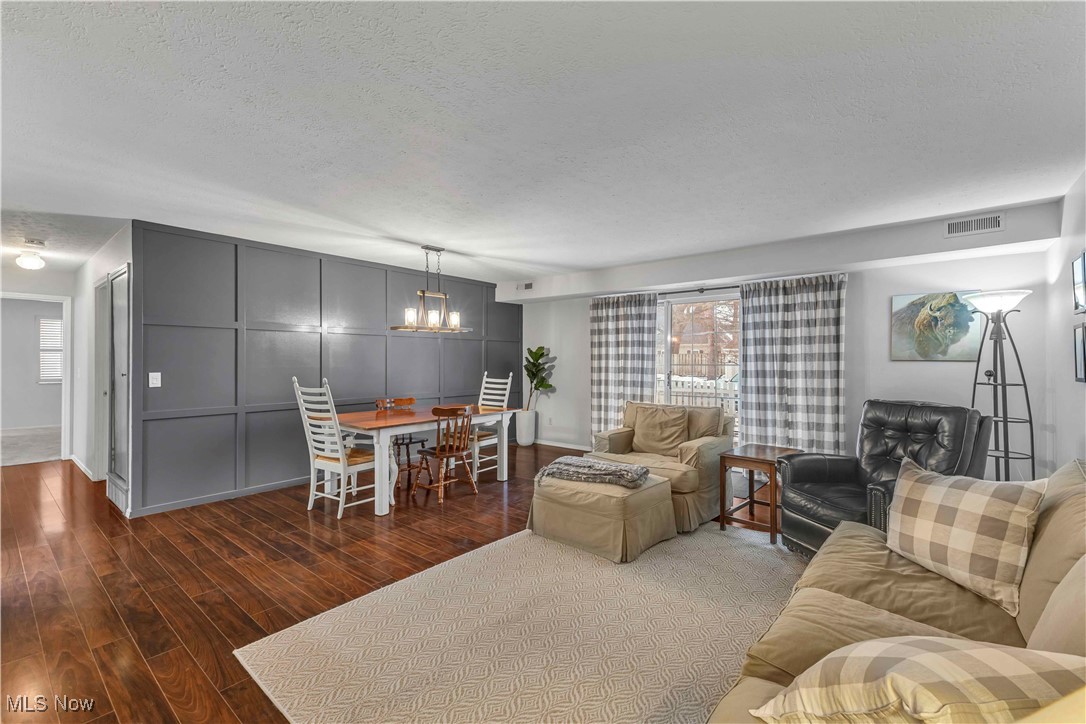 Lakes/Bay Lndg Condo - Residential