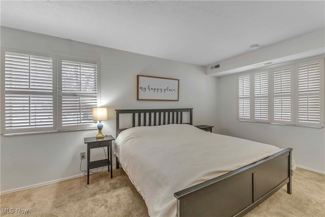 Lakes/Bay Lndg Condo - Residential