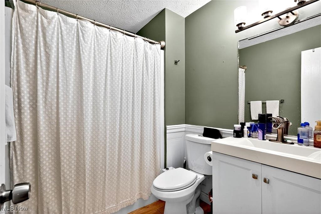 Village In Falls Condo - Residential