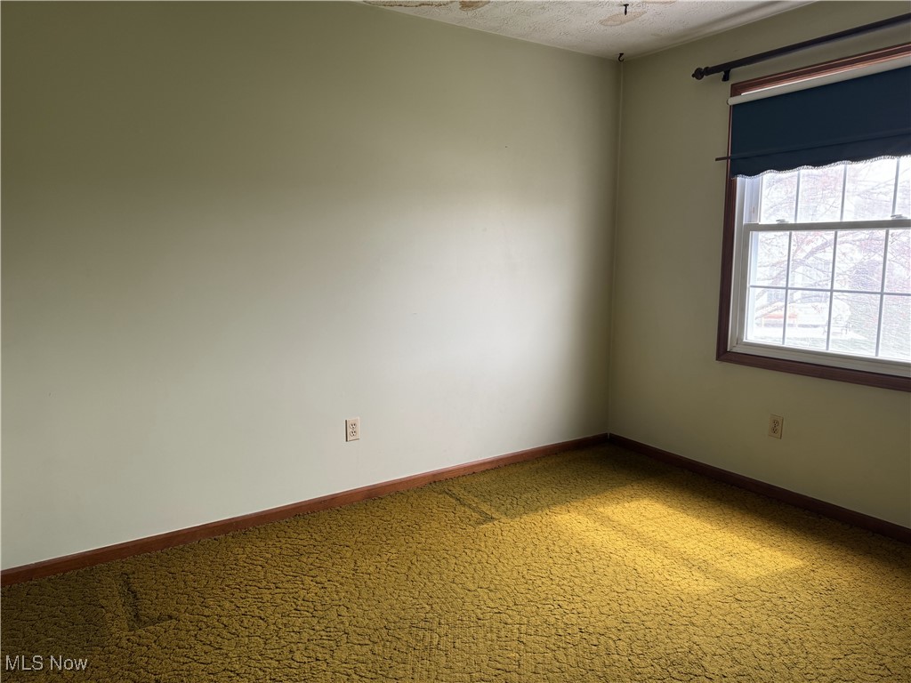 536 Austin Drive #B, Barberton, Ohio image 13