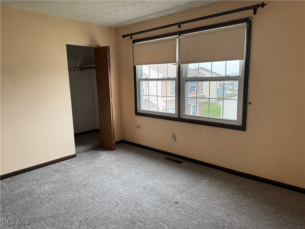 536 Austin Drive #B, Barberton, Ohio image 12