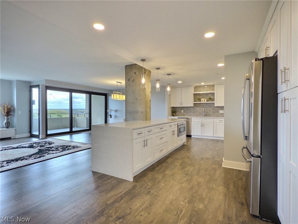 1 Bratenahl Place 901