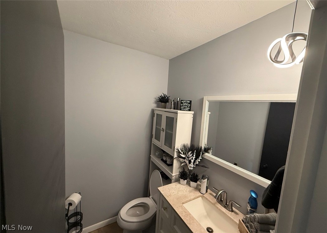 Albert Riapo 07-A - Residential