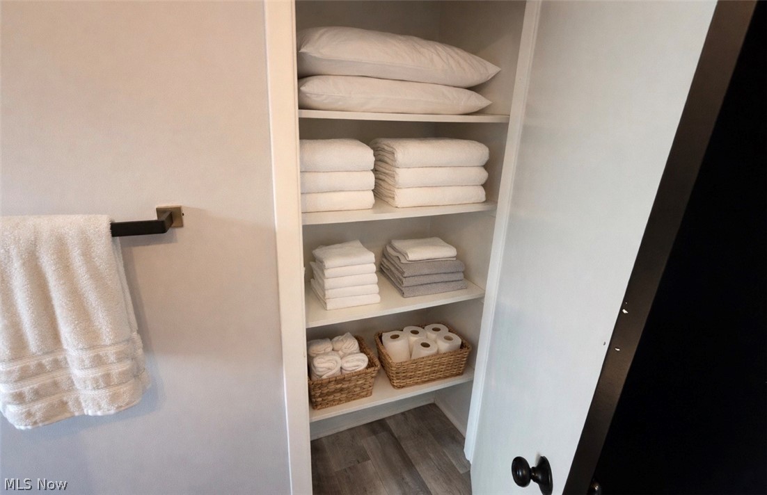 Albert Riapo 07-A - Residential