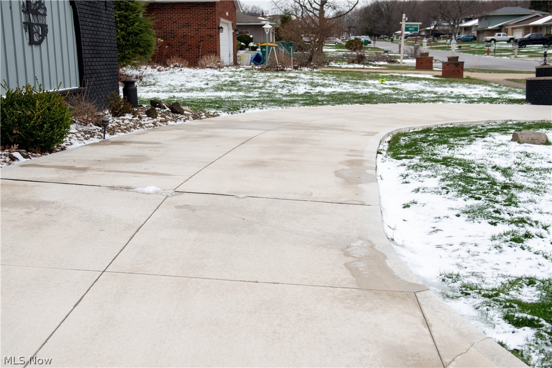 Albert Riapo 07-A - Residential