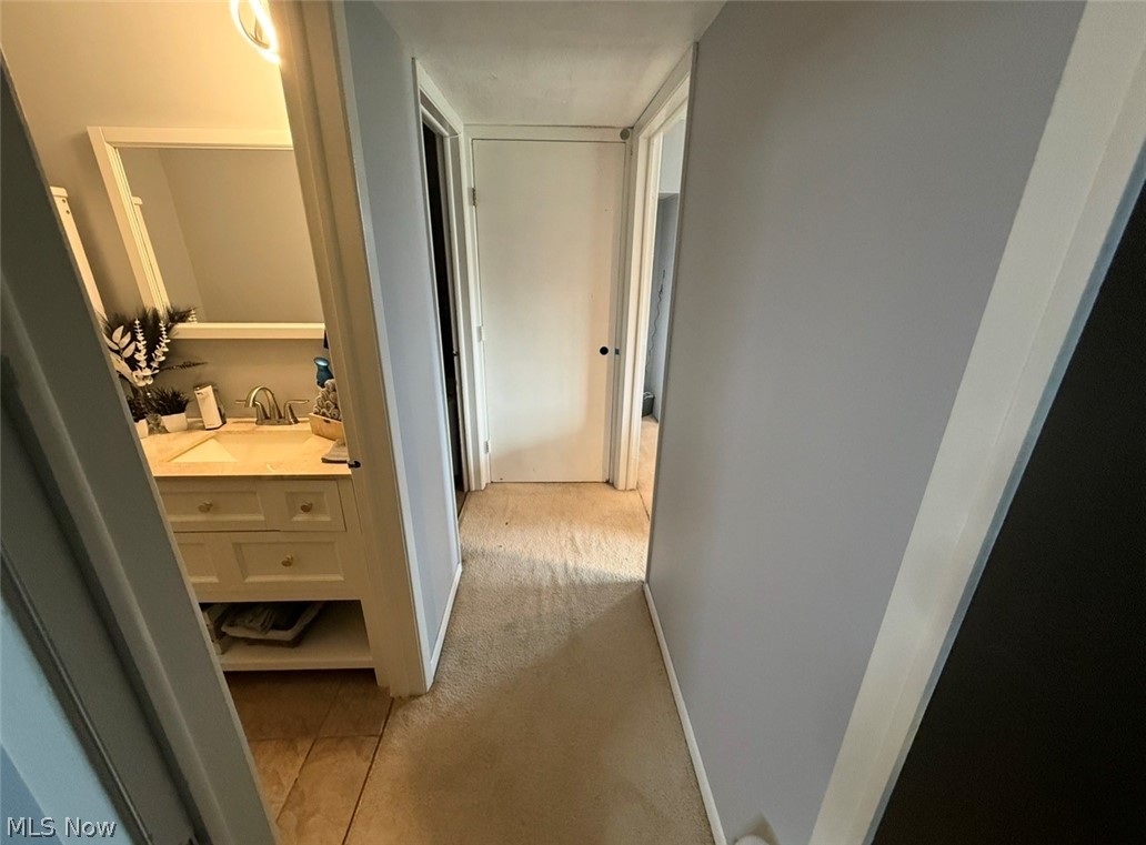 Albert Riapo 07-A - Residential