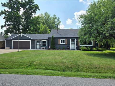Homes For Sale - 9856 Dupont Drive<br/> Columbia Station, OH 44028