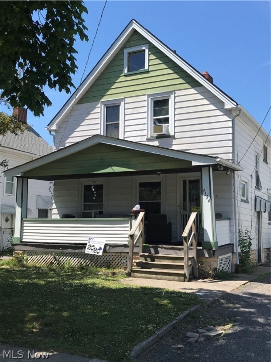 Solid 3 Bedroom 1 Bath Colonial located in the heart of Old Brooklyn, if you are looking for a great investment property or are a first time home owner than you are in the right place.  Schedule your appointment today