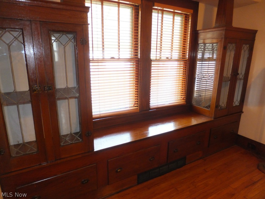 Pelham Manor - Residential