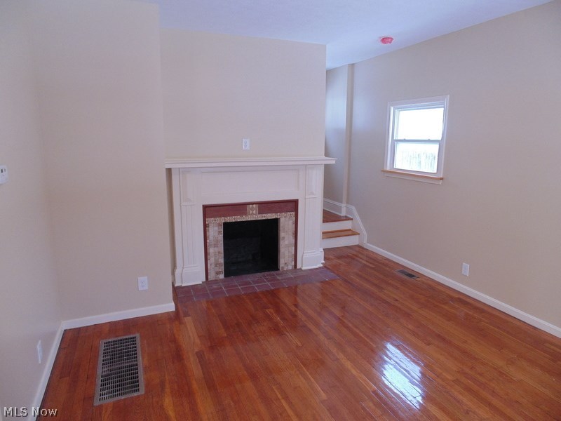 Crestwood - Residential