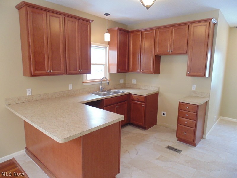 Crestwood - Residential