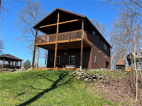 Homes For Sale - 5180 Fresno Road<br/> Dellroy, OH 44620