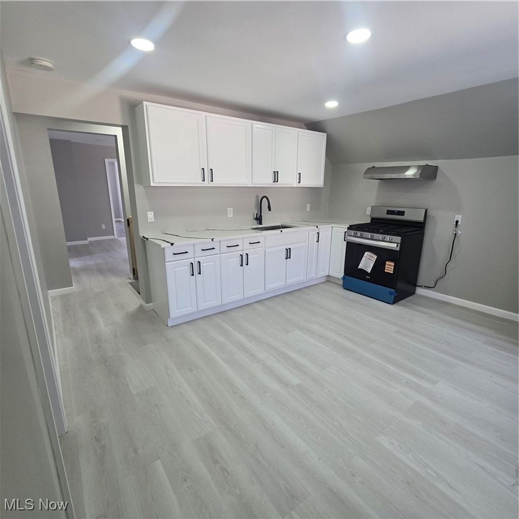 Photo of 2000 Forestdale Avenue, Cleveland, OH 44109 (MLS # 5184534)