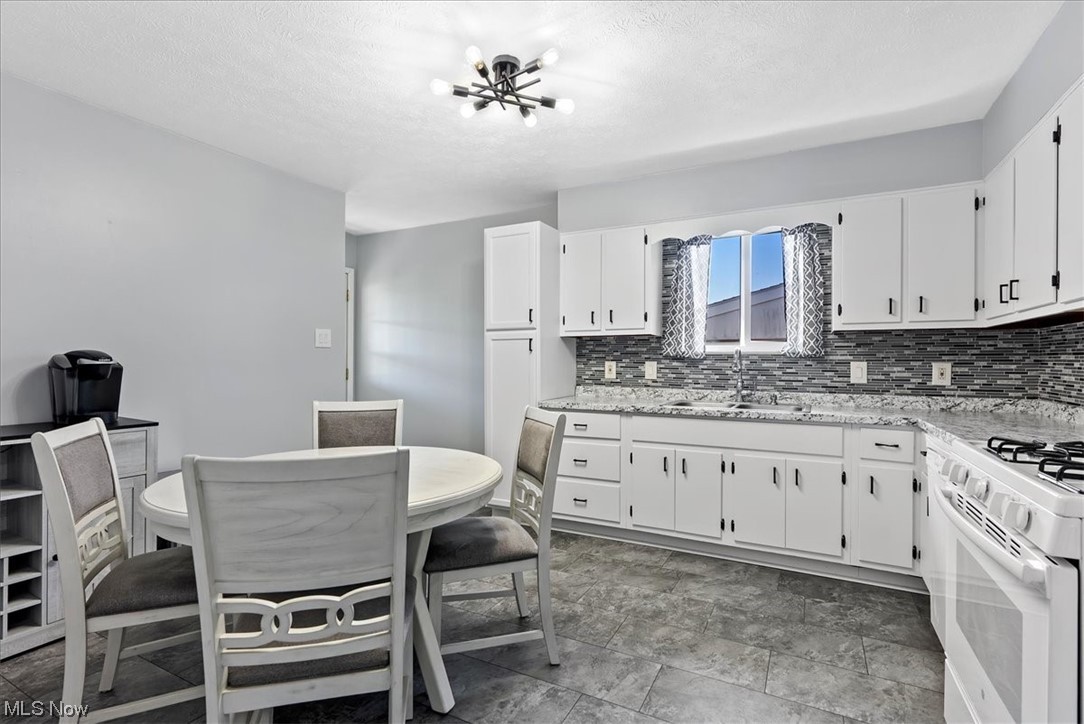 Fox Hill Terrace Adn - Residential