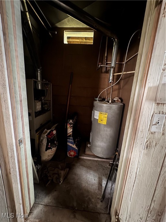 Abner & Thomas D Crosbys Allo - Commercial Sale