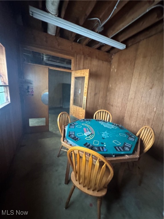 Abner & Thomas D Crosbys Allo - Commercial Sale