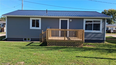 Tiny photo for 317 S King Street, West Lafayette, OH 43845 (MLS # 5254841)