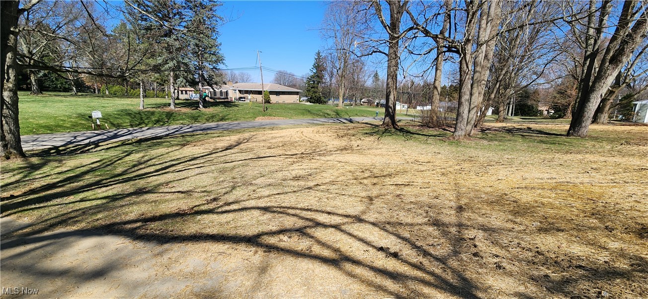 564 N Sheraton Circle, Akron, Ohio image 3