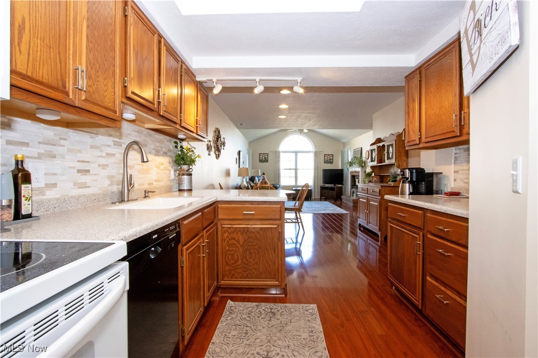 Hunters Chase Condo - Residential