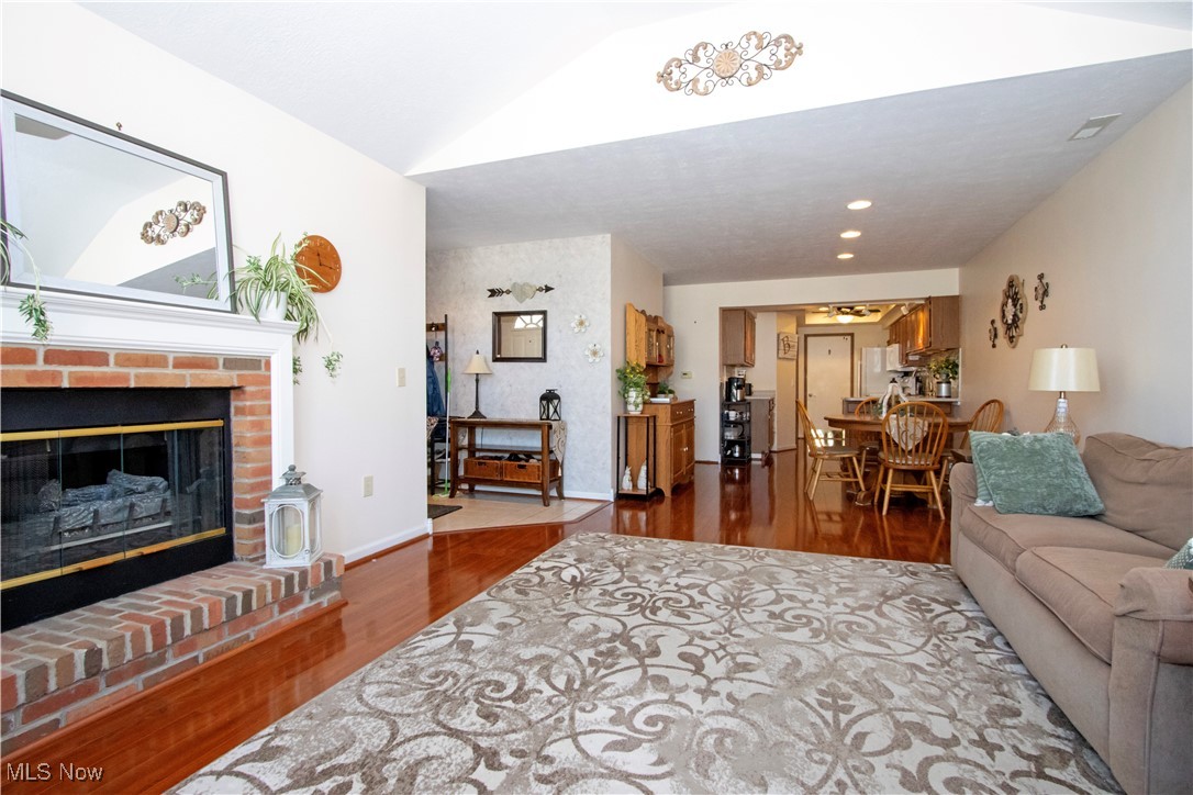 Hunters Chase Condo - Residential