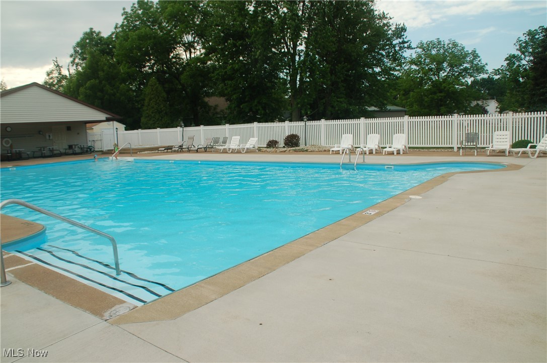 Rivers Edge Condos - Residential