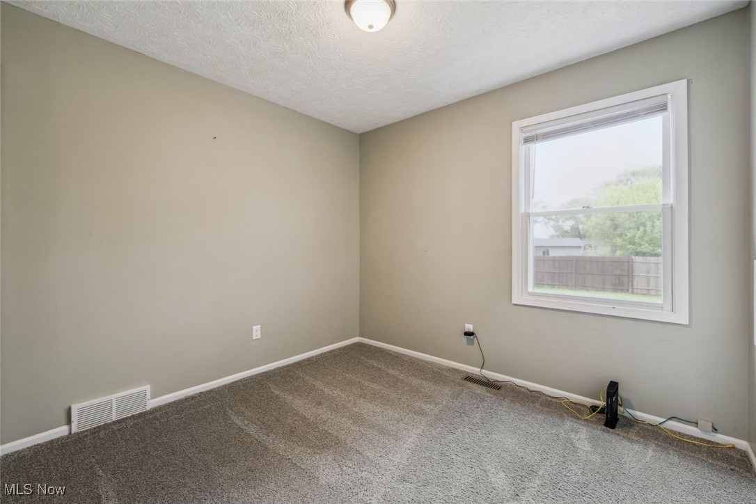 18 Lakeview Court, LaGrange, Ohio image 24