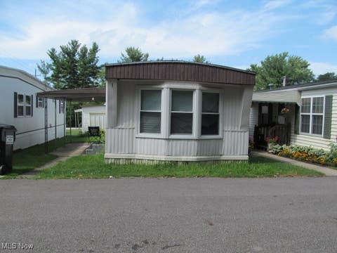 Photo for 9735 Chillicothe Road 01