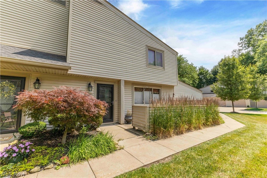 Photo of 3093 Bay Landing Drive, Westlake, OH 44145 (MLS # 5217973)