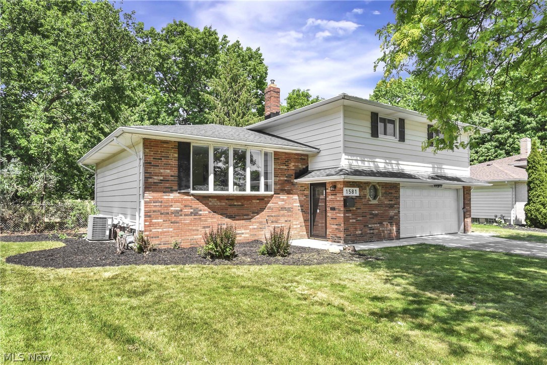 1581 N Circle View Drive