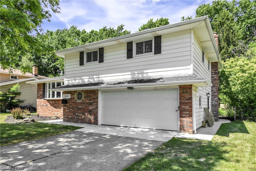 1581 N Circle View Drive