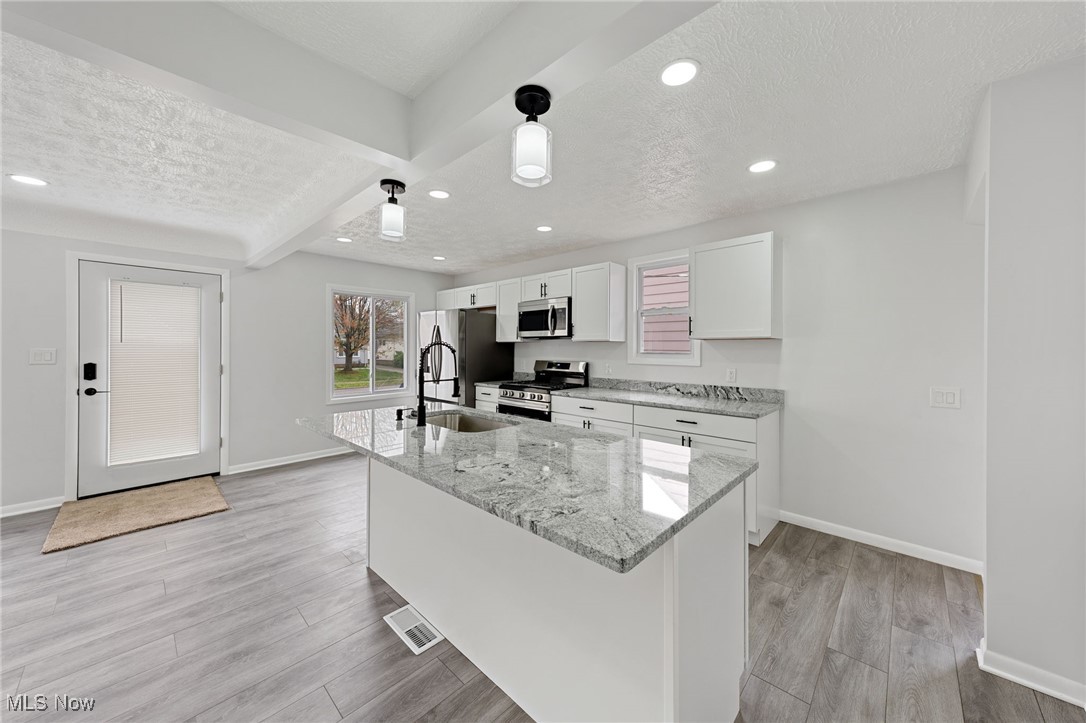 4607 Longwood Avenue, Parma, Ohio image 4